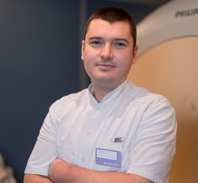 Гаврилюк Олег Викторович - Врач-рентгенолог кабинета МРТ Врач-рентгенолог кабинета МРТ Гаврилюк Олег Викторович